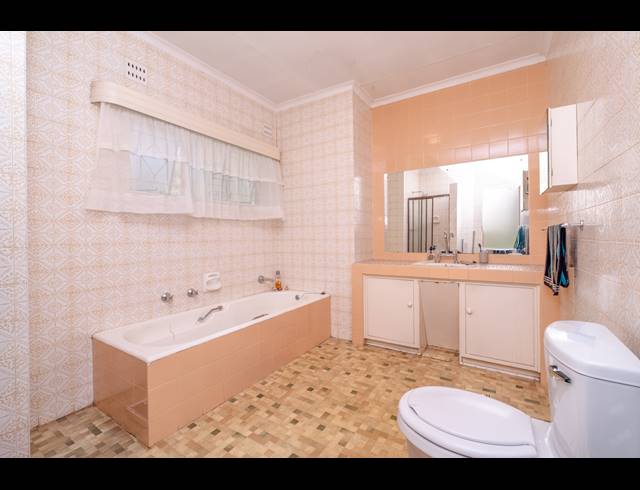 4 BEDROOM HOUSE FOR SALE IN RANDPARK EXT 3